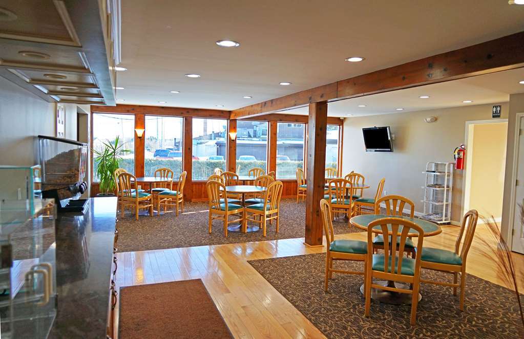Americas Best Value Inn Платтсбург Ресторан фото