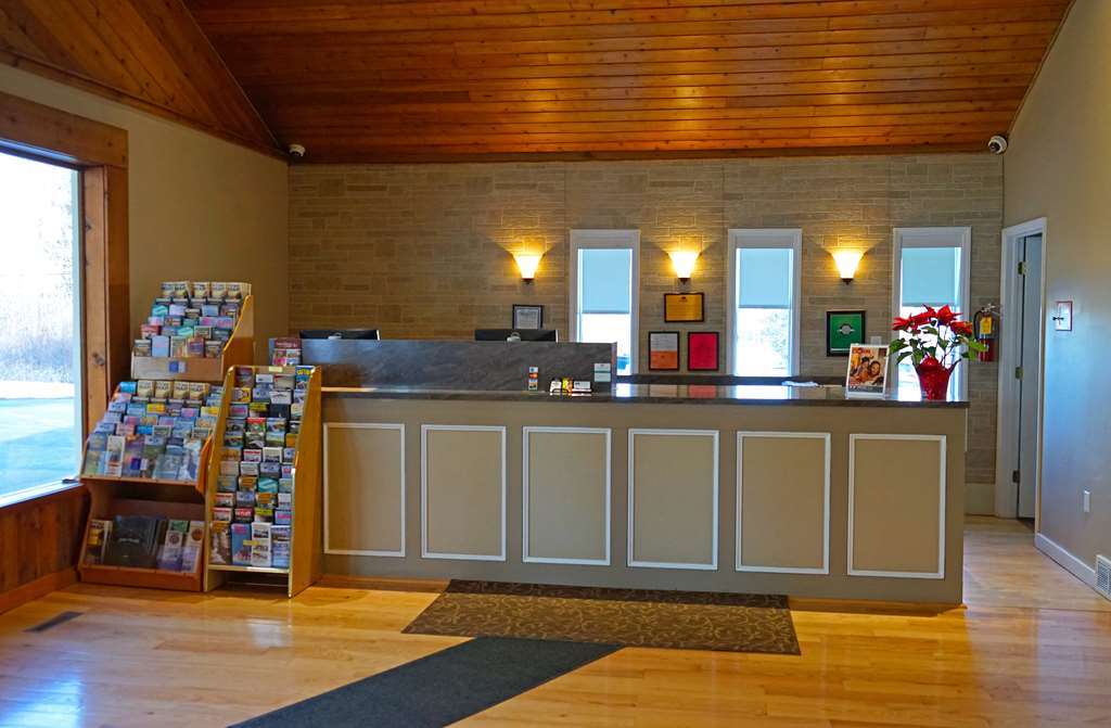 Americas Best Value Inn Платтсбург Интерьер фото